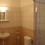 Ceska Koruna بيت ضيافة